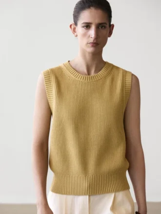 Cotton Knit Crew Neck Vest Cotton Knit Crew Neck Vest