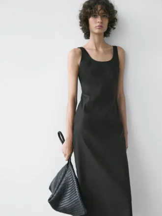 Flowing Round Neck Midi Dress