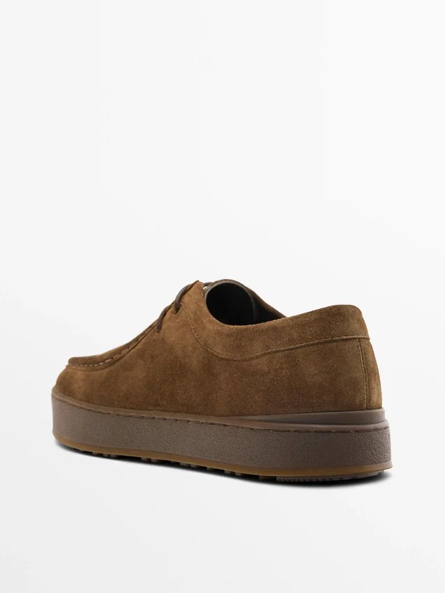 Leather Shoes with Moc Toe and Chunky Sole Leather Shoes with Moc Toe and Chunky Sole