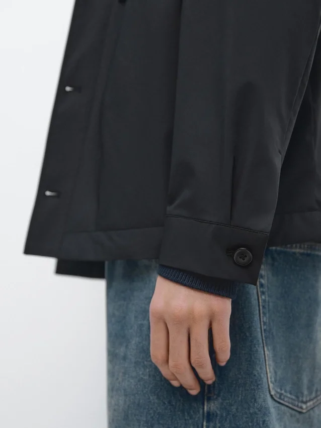 Short Jacket with Pocket Details Short Jacket with Pocket Details