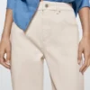 Straight-Leg Jeans with Turn-Up Hems