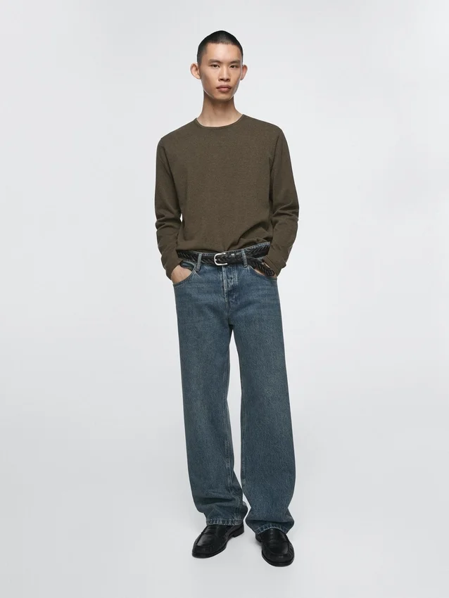 Wide-Leg Jeans Wide-Leg Jeans