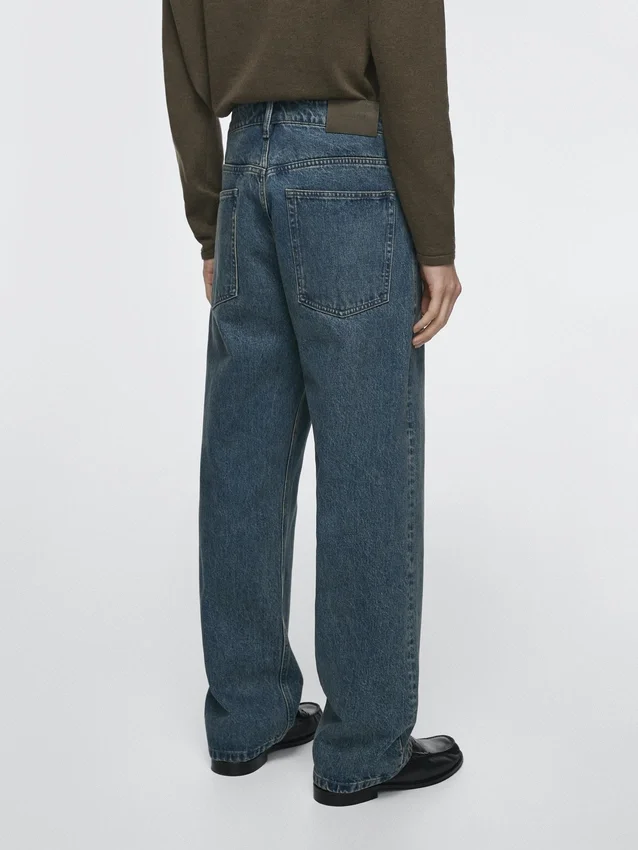 Wide-Leg Jeans Wide-Leg Jeans